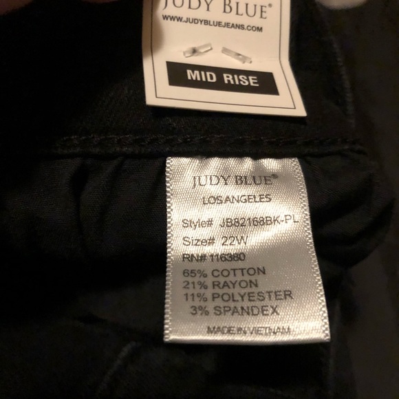 Judy Blue Jeans Black Leopard Mid Rise 22W NWT - Picture 9 of 13